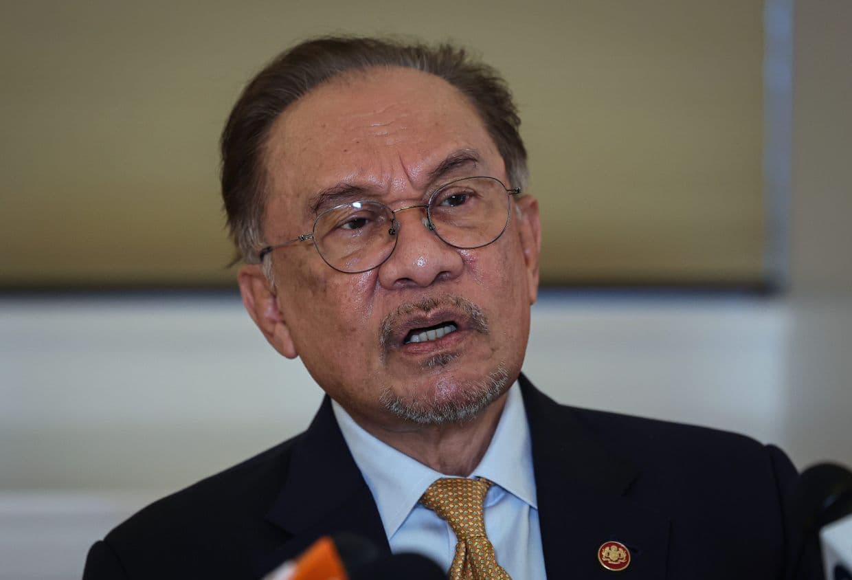 Anwar : Malaysia stands in solidarity with Muslims amid US - Israel strikes on Iran