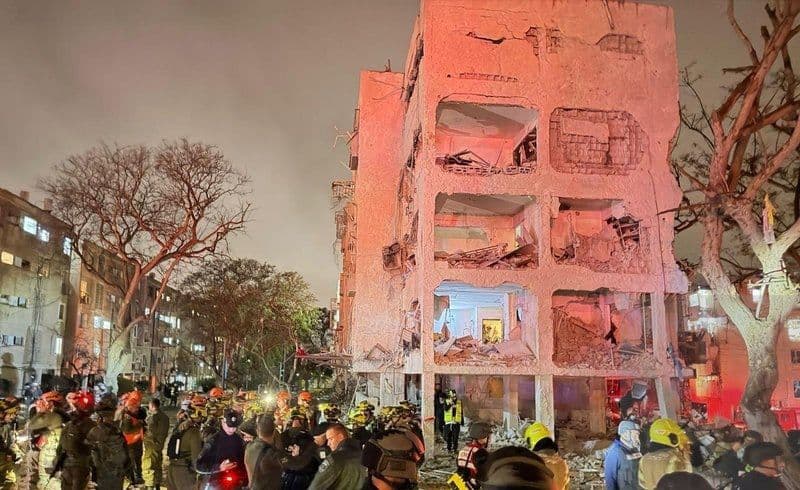 Ziua 23 de conflict în Orientul Mijlociu . SUA , ultimatum dur pentru Teheran privind Strâmtoare Ormuz . Iranul lansează noi atacuri asupra Israelului