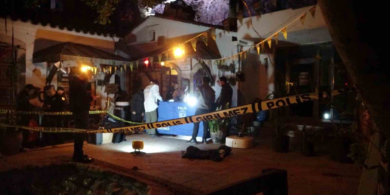 21 Yaşındaki genç 30 metre yükseklikten düşerek hayatını kaybetti