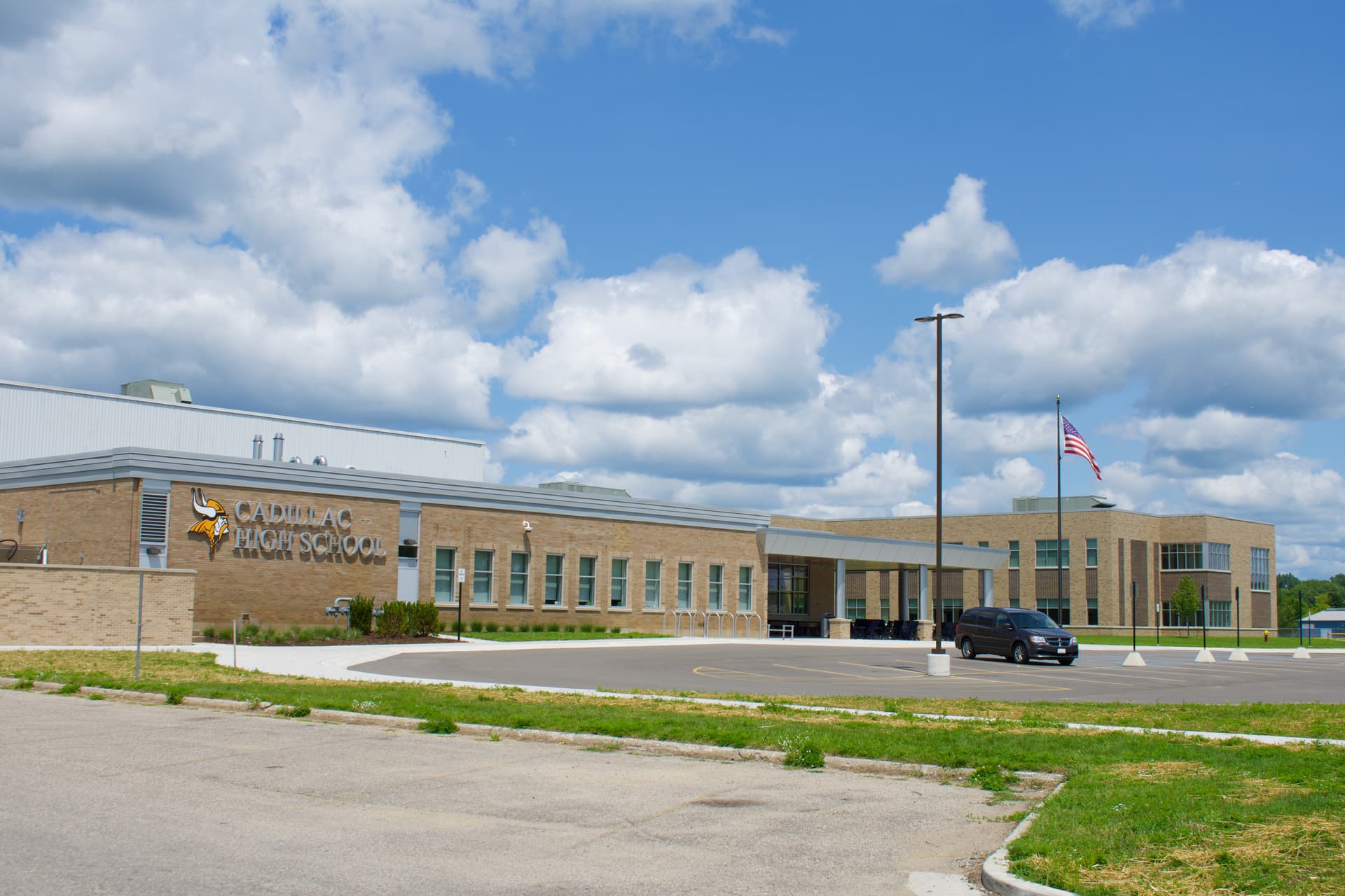 Cadillac and Vanderbilt schools to benefit from over $800K in clean bus state grant funds