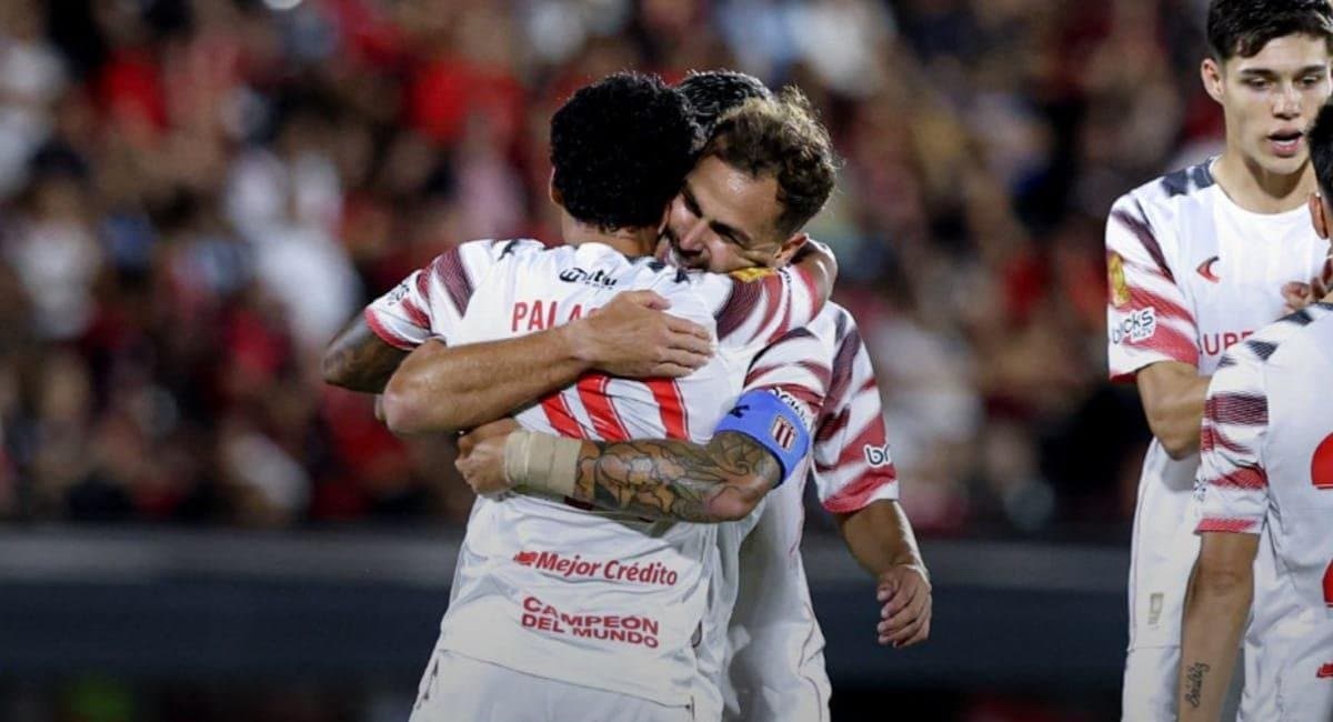 Arrancó con autoridad : el Cacique debutó y el Pincha golpeó en Rosario