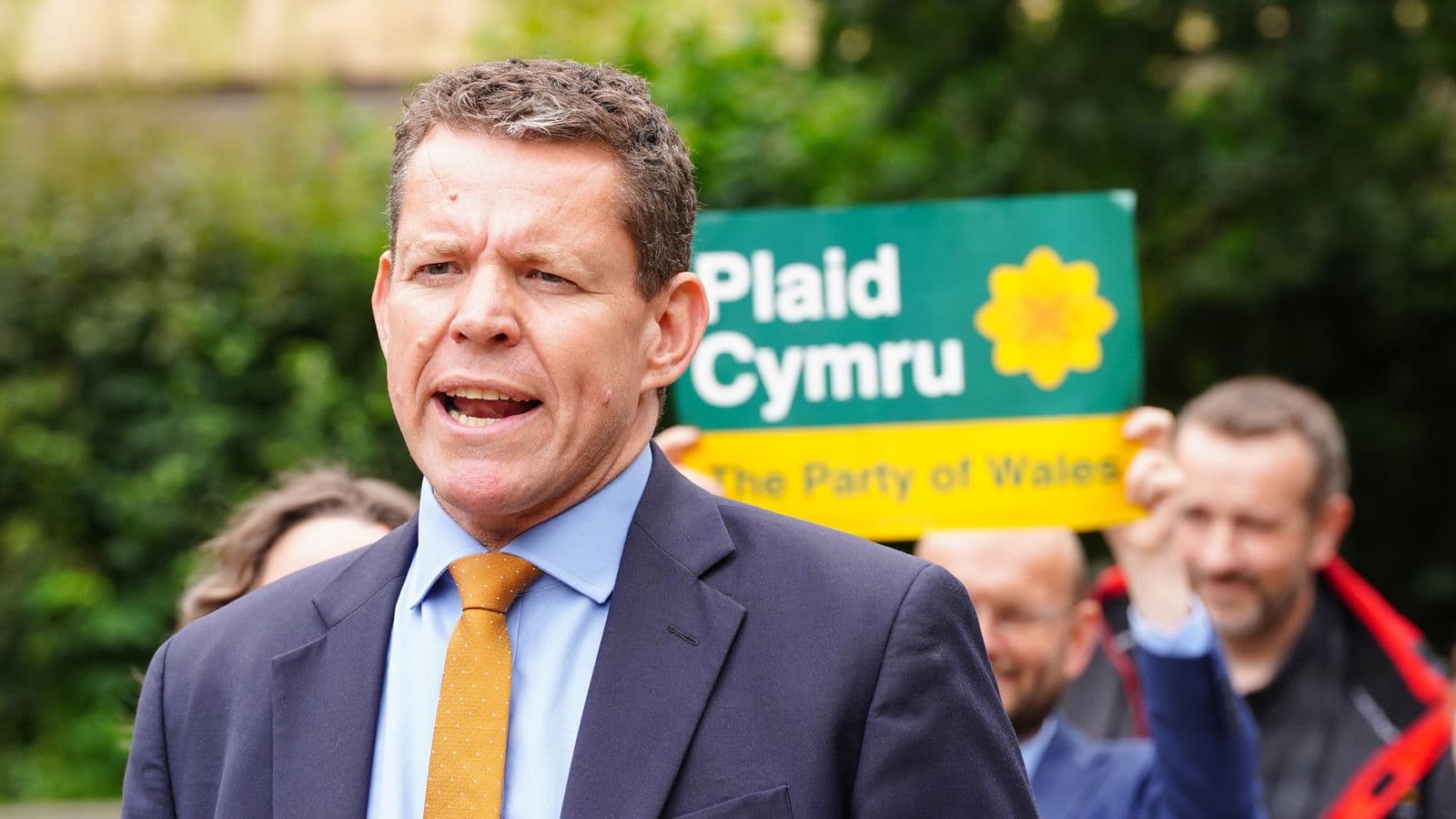 Plaid warns  Reform government would set Wales back decade - as Rhun ap Iorwerth casts Senedd election as two - horse race