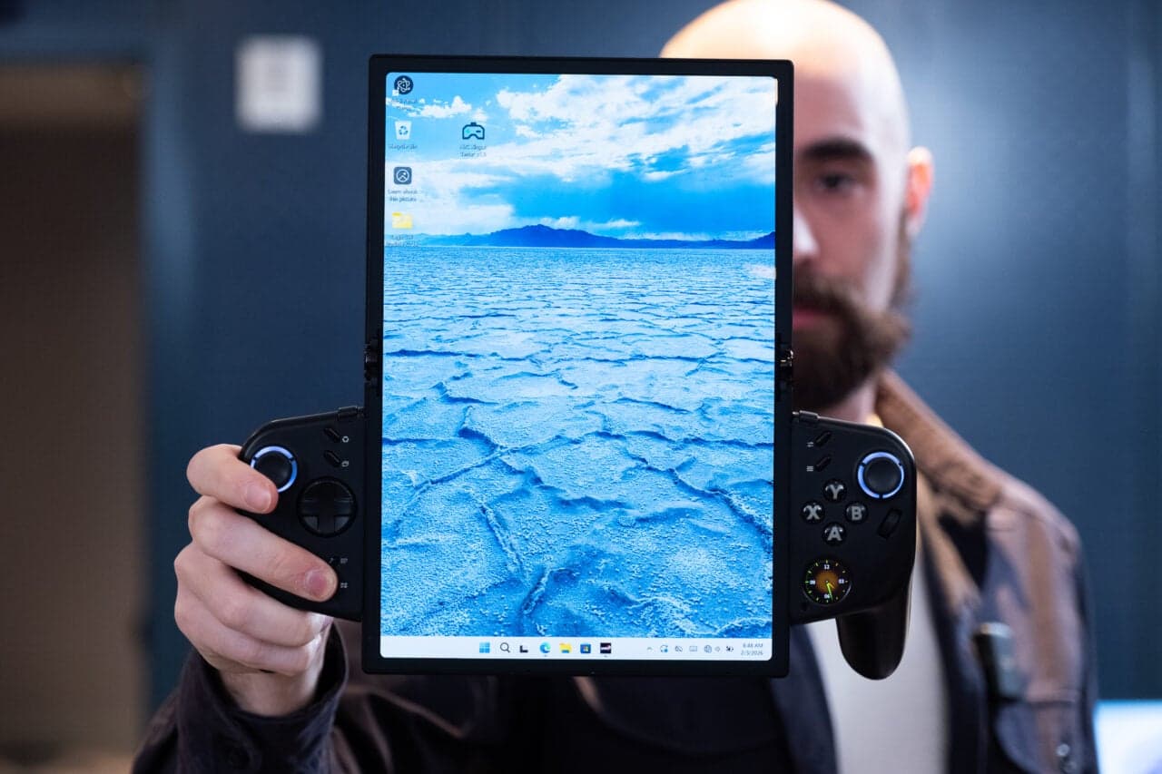 The Screen on Lenovo’s Foldable Handheld Is Not Even Its Most Interesting Part