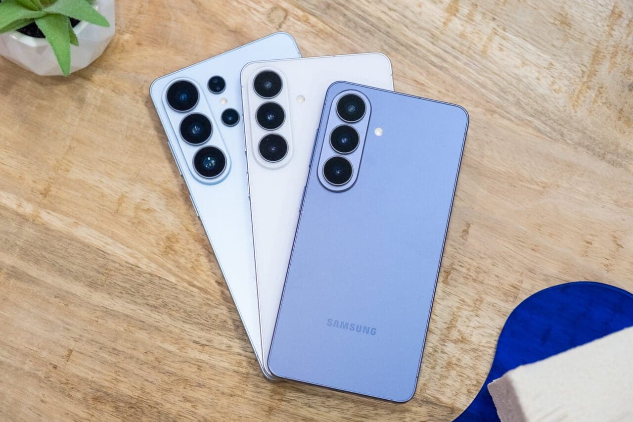 Samsung’s Galaxy S26 Phones Are Light On Hardware Upgrades, Heavy on AI