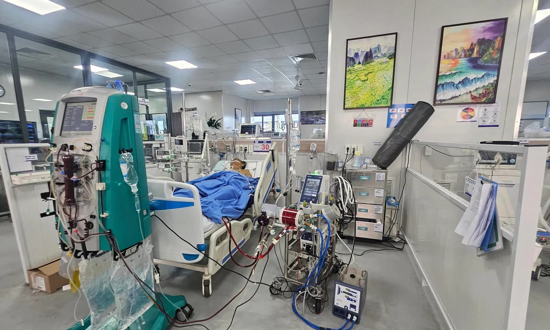 Chuyển đổi số ở khoa Cấp cứu : Khi bác sĩ  lười  để cứu người tốt hơn