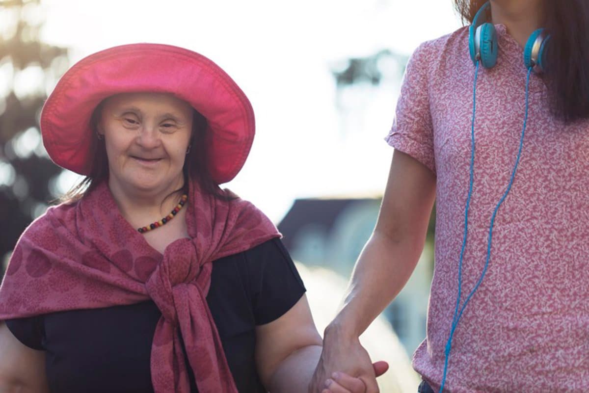 Ansiedad y depresión se disparan en adultos con autismo y síndrome de Down : un estudio revela abuso de fármacos