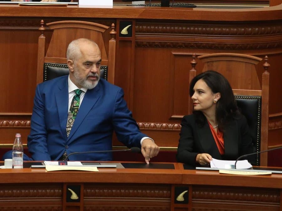 Pas shkarkimit nga Rama , reagon Elisa Spiropali : Posti mu hoq me një vendim , por ...