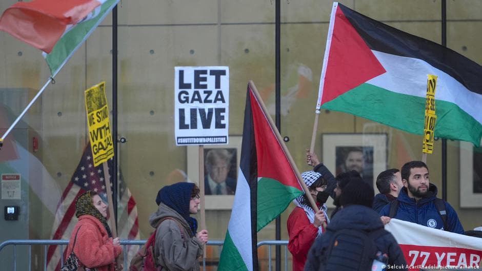 Poll shows US sympathy shift from Israel toward Palestinians