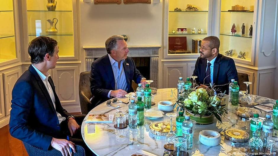 US - Iran nuclear talks open in Geneva amid military posturing