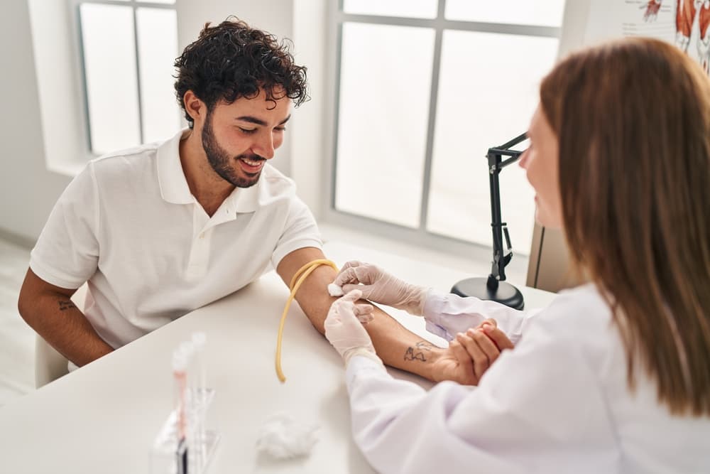 Testul de sânge ignorat care îți poate salva viața . Avertismentul medicilor !