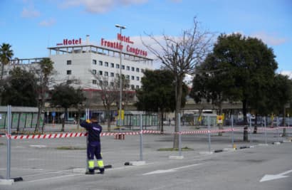 El Área Metropolinata de Barcelona inicia la instalación de una pérgola fotovoltaica de 3 , 25 MW en Sant Boi de Llobregat