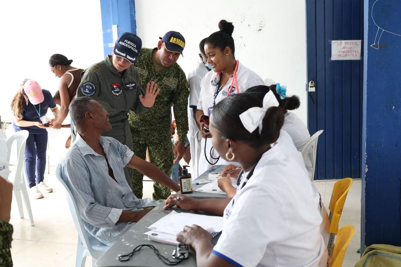 Jornada humanitaria lleva salud y esperanza a más de 2 . 000 habitantes en Tumaco