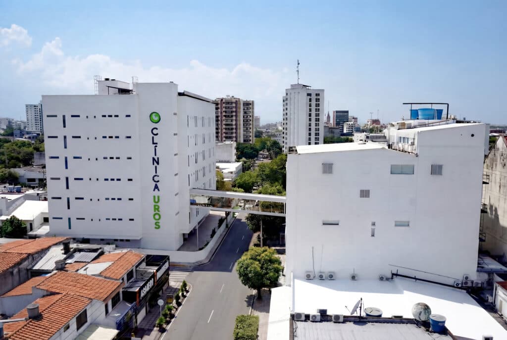 ¡ CLÍNICA UROS , DE TALLA MUNDIAL ! RECONOCIDA POR TERCERA VEZ ENTRE LAS MEJORES DEL MUNDO