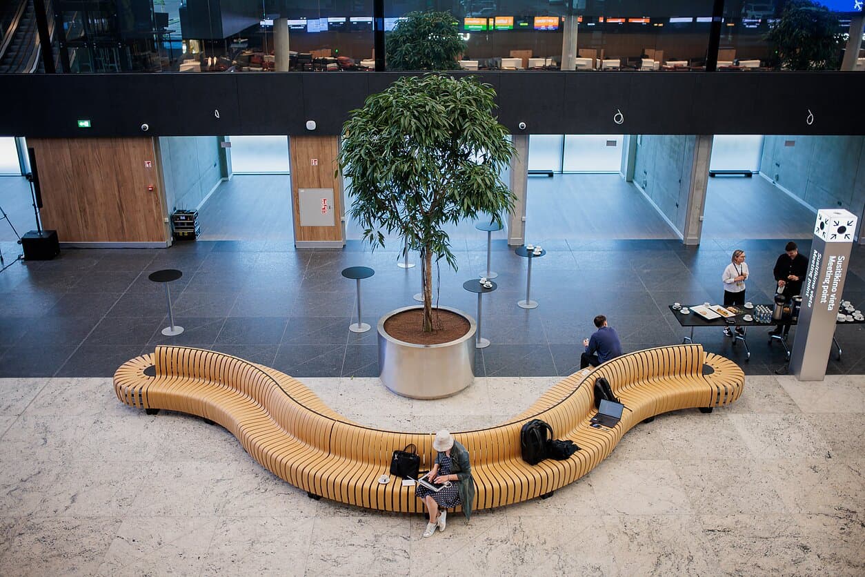 Dėl įtampos Artimuosiuose Rytuose koreguojami skrydžiai iš Lietuvos oro uostų