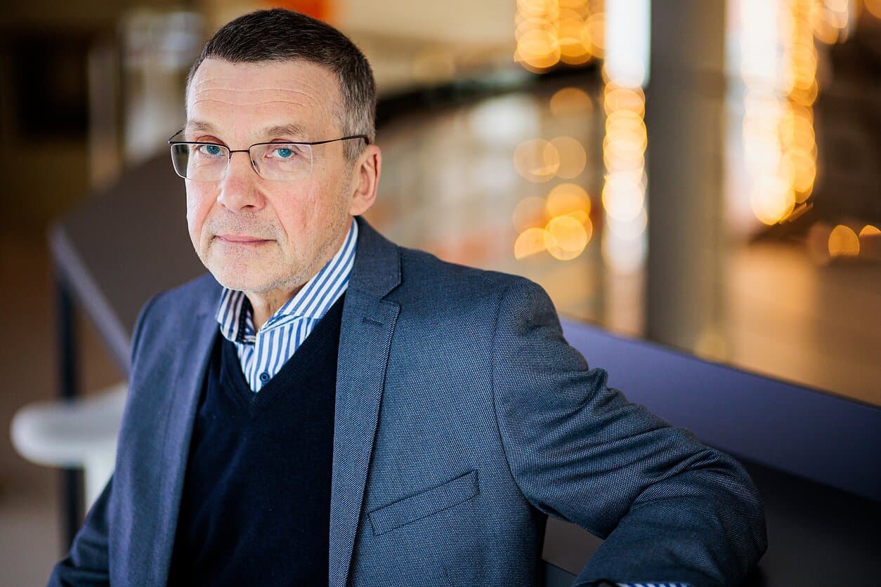 Saulius Spurga . Taivaniečių atstovybės klausimas : kada sulauksime auksinių kiaušinių ?