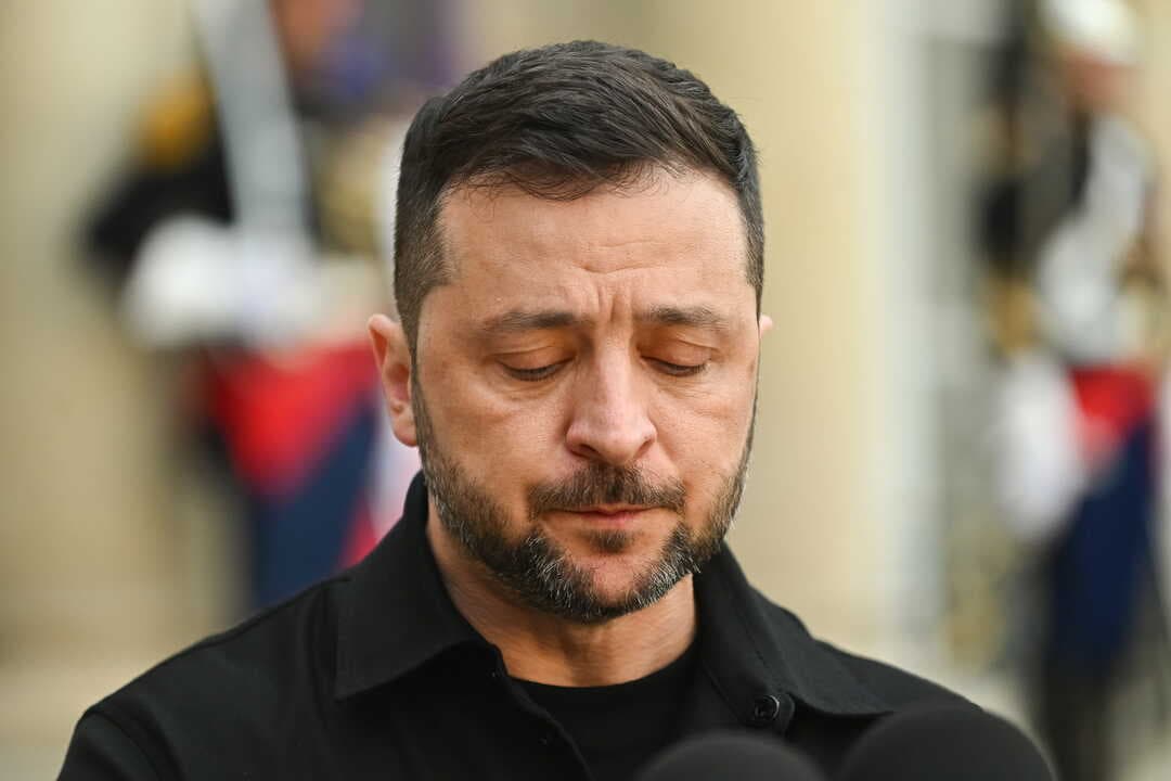 Irán se rearma con misiles chinos en pleno ultimátum nuclear de EE . UU .:  Negociar , sí … pero con la otra mano