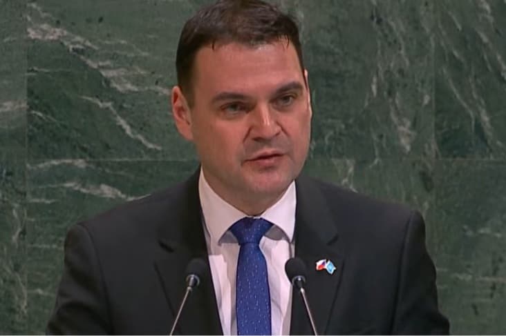 První zprávy - Domácí - Macinkův projev v OSN vyvolal bouři . Šik vrací úder českým médiím