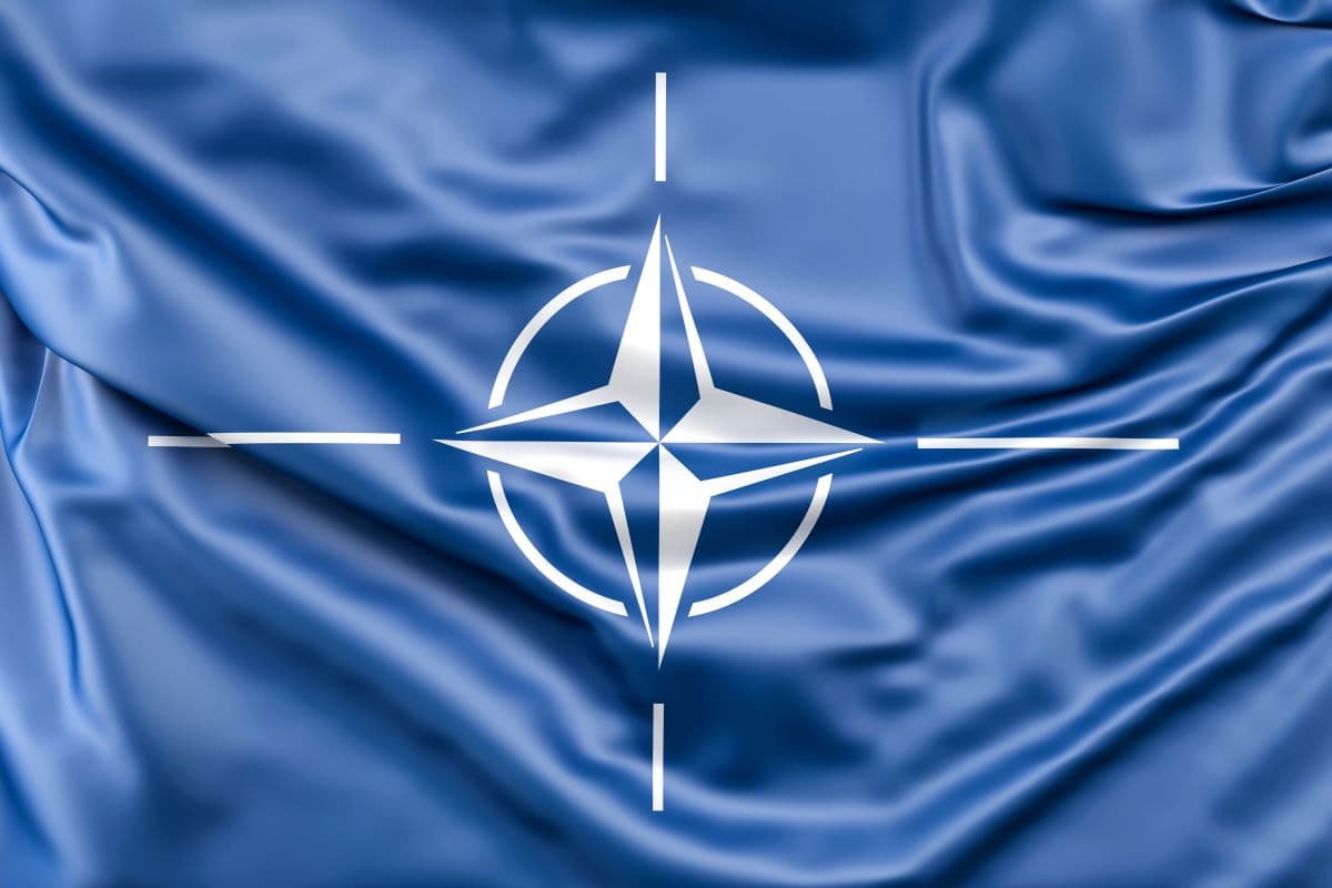 NATO  urmăreşte îndeaproape  evenimentele din Orientul Mijlociu - Știri Constanța - Radio Constanța