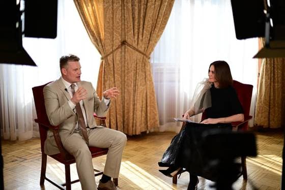 Krajní pravice chce omezit „ neziskovky . Sama si ale vytváří paralelní struktury