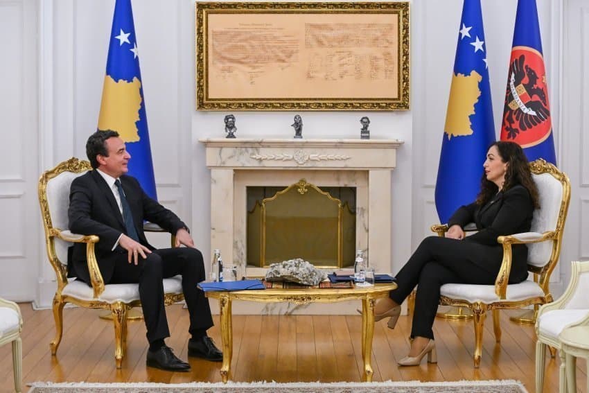 Kurti mbetet figura kryesore , Zeqiraj : Osmanin e ndjek sfida politike