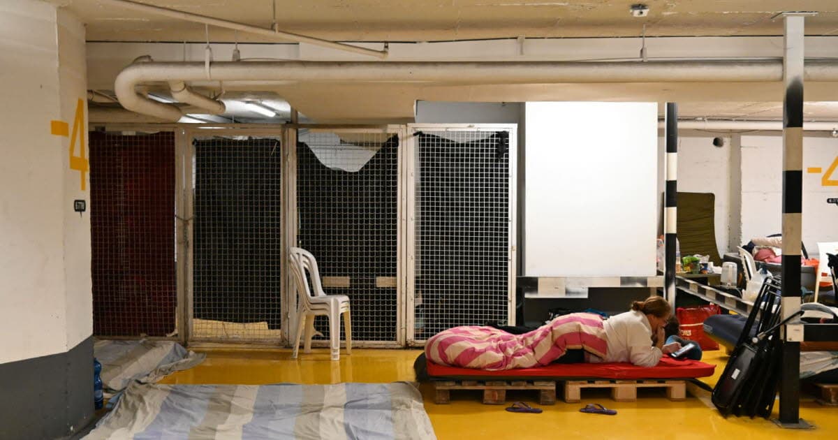 Moyen - Orient . Les murs tremblent : Alsaciens qui vivent en Israël , ils racontent les abris anti - bombardements