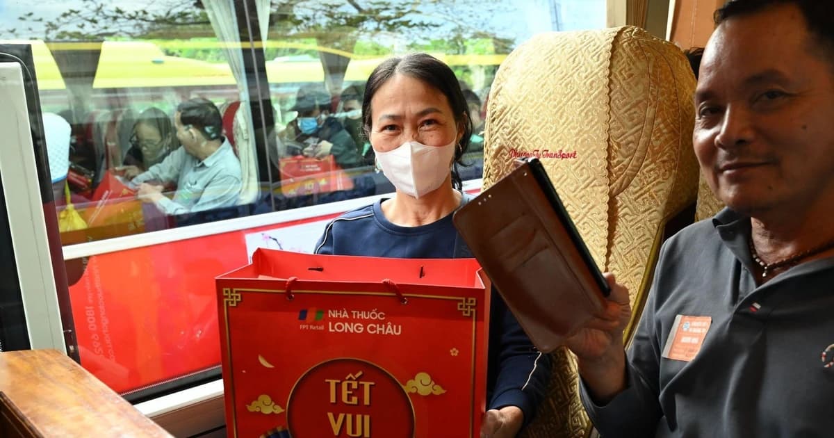 Long Châu chân thành gửi trao Tết ấm , Tết khỏe mạnh đến bà con mọi miền