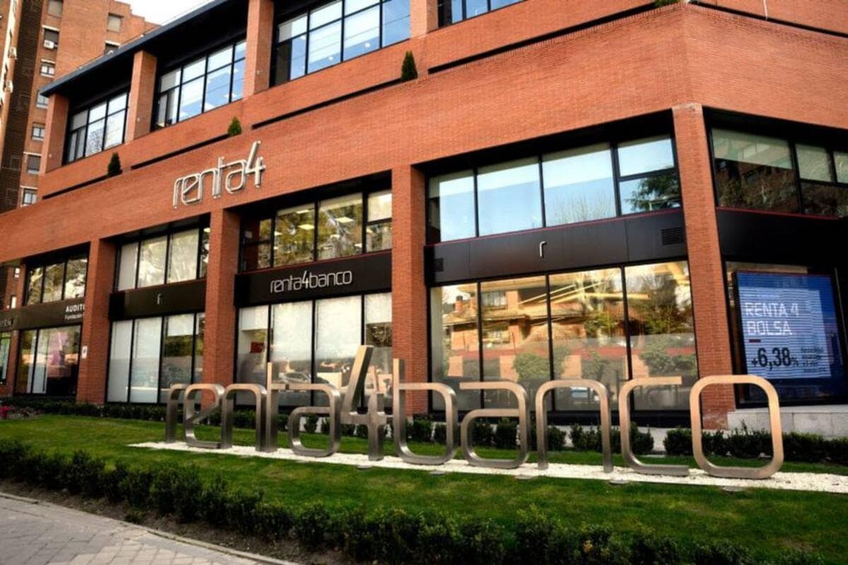 Renta 4 Banco celebra 40 años fomentando la inversión entre personas , familias y empresas