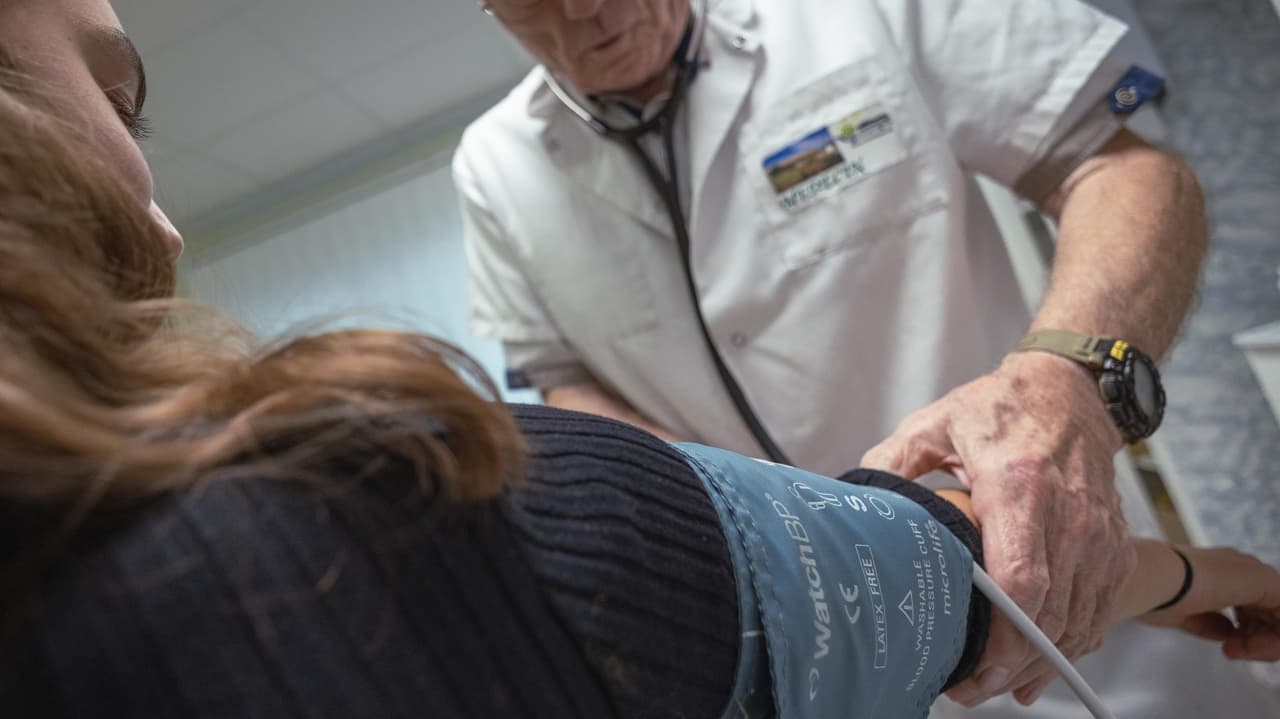 Promesses choc et million deuros : face au désarroi des habitants sans médecin , les candidats aux municipales de Châteauroux dégainent leurs solutions
