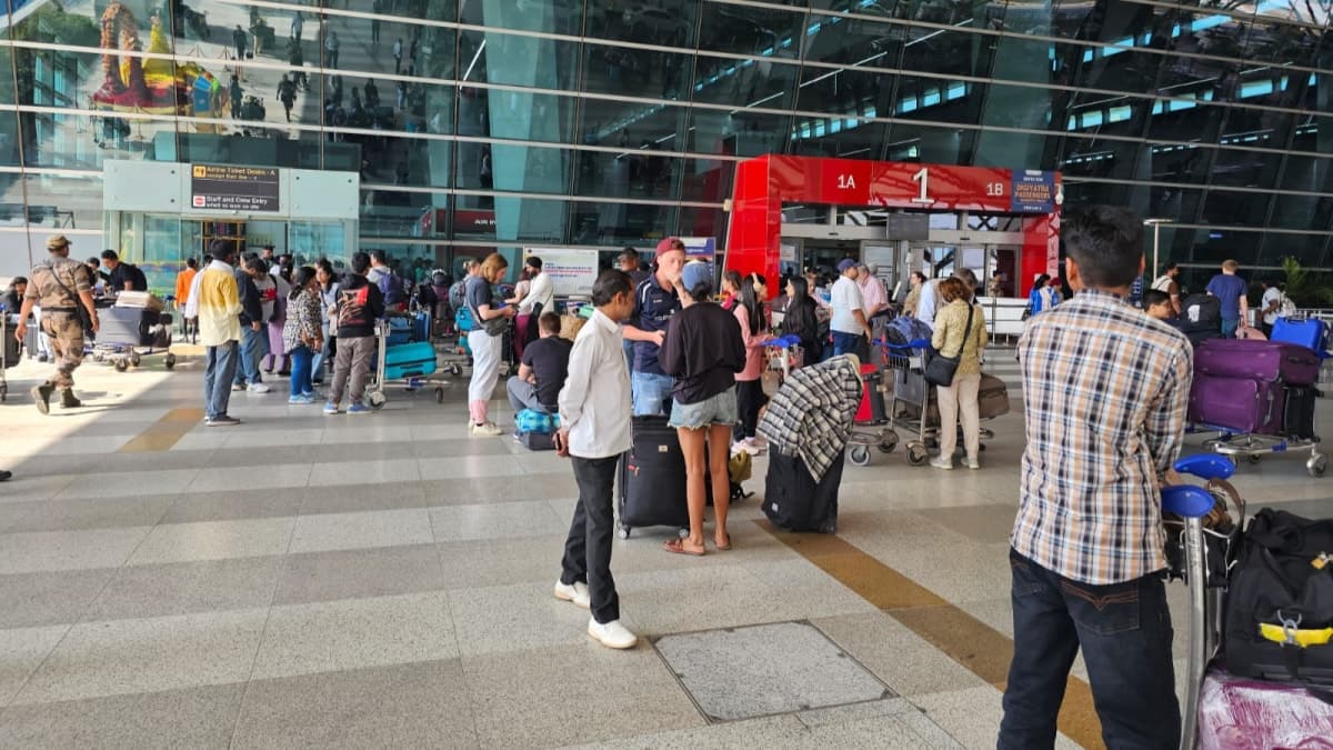 Iran - Israel War : Is Your Flight To Dubai , London Or Mumbai At Risk ? Here What We Know