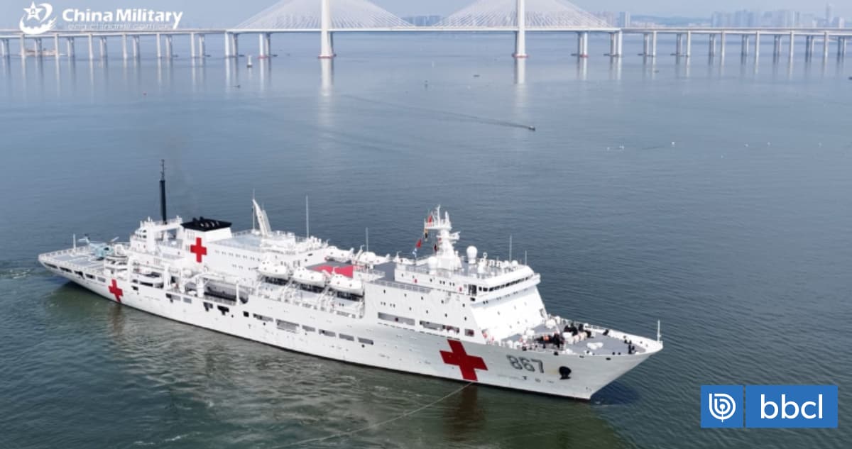 Buque hospital chino fondea en Valparaíso : Seremi de Salud no autorizó operativo médico | Nacional