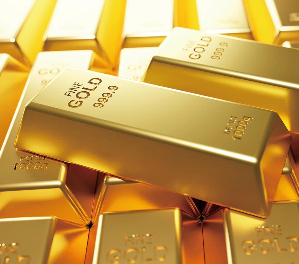 避险情绪升温 ! 黄金站上5400美元 , 多家机构暂停投资金条销售