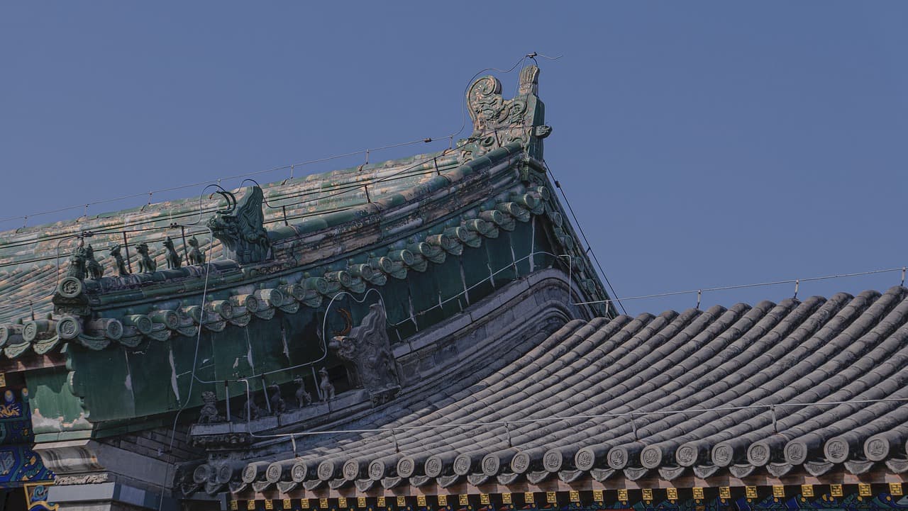 Xiaomi-Leica Partnership Set to Reshape Premium Smartphone Market as US Expansion Remains Uncertain