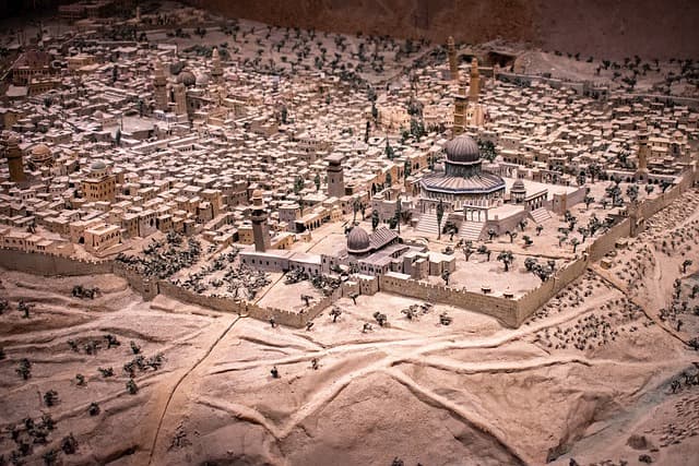 Israel closes Gaza’s Rafah crossing amid attacks on Iran