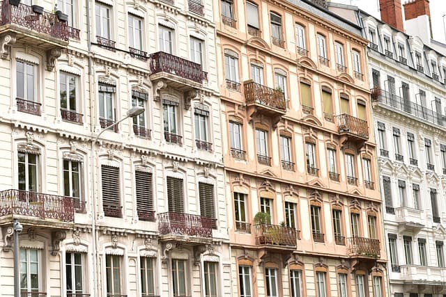 Iran Targets 6th Ship within two days In Hormuz Strait Global Energy supply at heavy Risk Iran Israel War ईरान के हाथ पुराना हथियार , 2 दिन में 6 जहाजों को बनाया निशाना ; खतरे में क्यों पूरी दुनिया की ऊर्जा आपूर्ति , International Hindi News