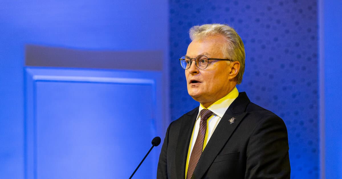 Gitanas Nausėda apie situaciją Artimuosiuose Rytuose kalbėjosi su Lenkijos ir Suomijos prezidentais