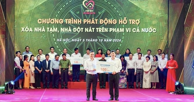 Chủ tịch HĐQT Vietcombank Nguyễn Thanh Tùng ứng cử đại biểu Quốc hội khóa XVI tại đơn vị bầu cử số 12 , TP . HCM