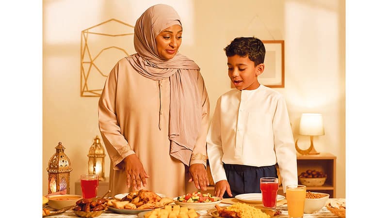 الخوف من خذلان الأسرة يدفع أطفالاً إلى صيام مُهدد بـ « مضاعفات صحية خطرة »