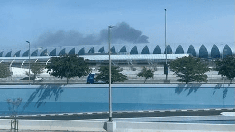 战火10公里外的中国人 , 原来活着只需要一块地毯 _ 凤凰网